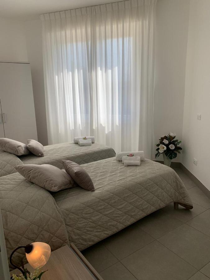 Hotel Lorena Toscolano Maderno Buitenkant foto